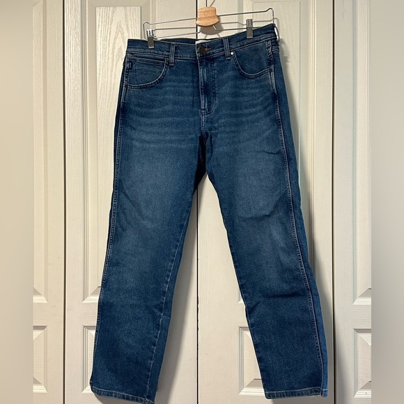 Wrangler Frontier Cut Denim Jeans - Picture 1 of 3